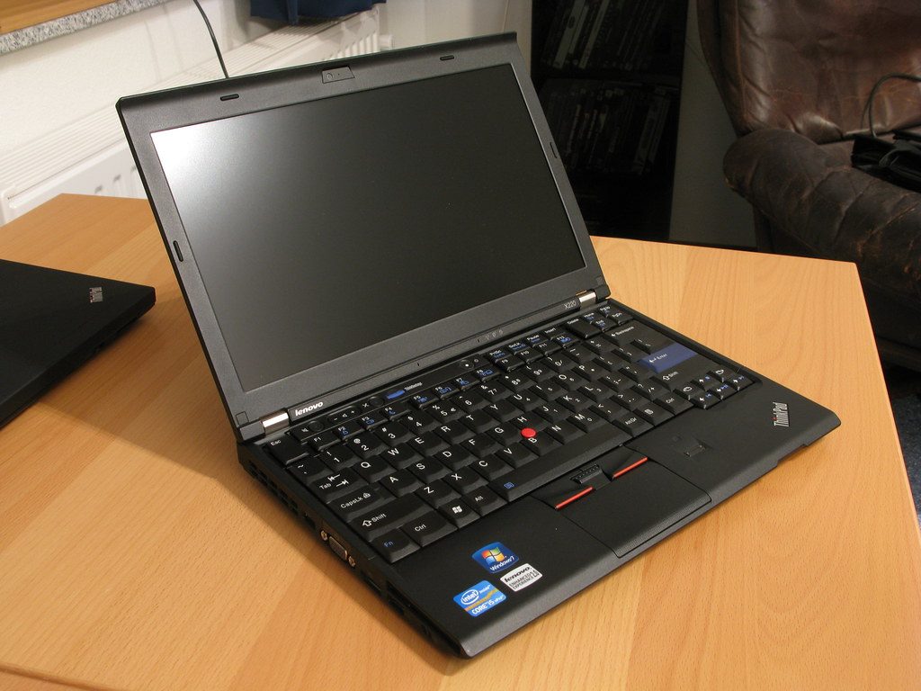 Lenovo ThinkPad X230 Core i5 — ব্যবহৃত