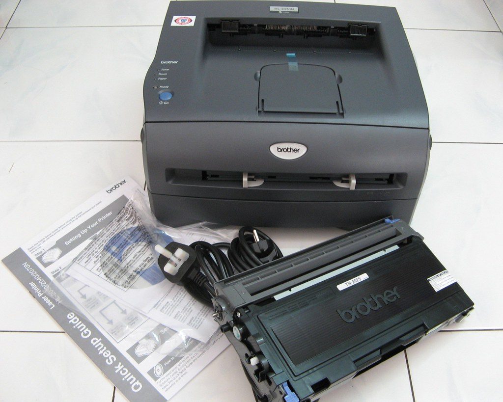 Brother HL-2070N লেজার প্রিন্টার — ব্যবহৃত