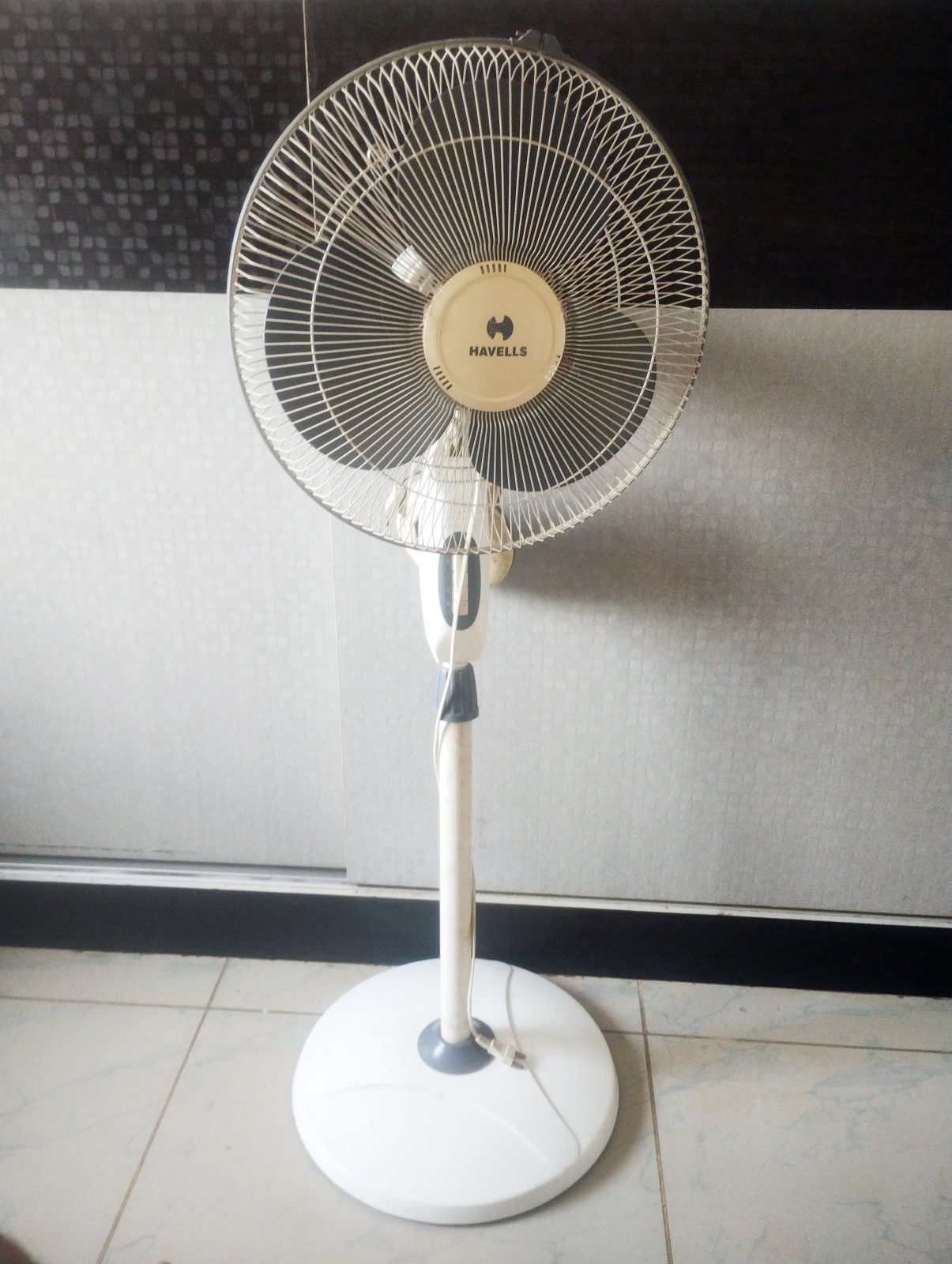 স্ট্যান্ড ফ্যান (পেডেস্টাল) 18"